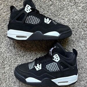 Nike Air Jordan 4 White Thunder Size 4 Youth (Size 5.5 Women's)